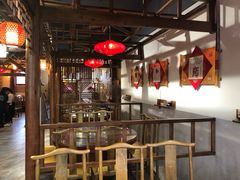 大堂-东来菜馆•手抓海鲜家常菜•海鲜锅贴(鸽子窝店)