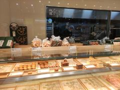 面包甜点陈列柜-泸溪河桃酥(西直门凯德店)