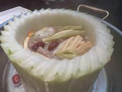 -得意咚瓜·顺德鱼生·冬瓜火锅(深圳首店)