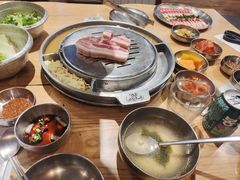 -姜虎东白丁烤肉(虹桥天地店)