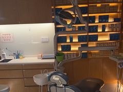 -齐玉齿科JADENTAL