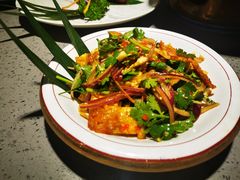 -觅山云南菜(泊富ICITY店)