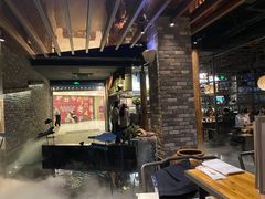 -湊湊火锅·茶憩(杭州湖滨银泰in77店)