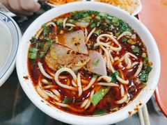 -牛一嘴·兰州牛肉面·大盘鸡(财富中心店)