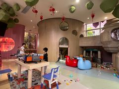 -水桶王国主题餐厅·聚会·生日派对·亲子活动·家庭套餐(亚龙湾希尔顿店)