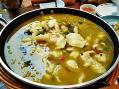 -有红鸡毛店·川菜(建设路店)