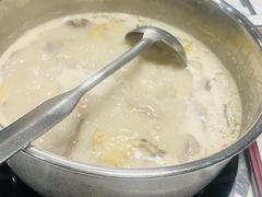 -煲王粤菜餐厅(中侨中心店)