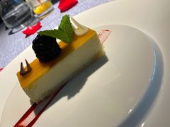 野莓芝士蛋糕-弦月窗LUNETTE BY AMANDA(复兴路店)