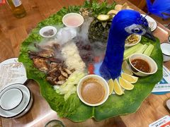 -沐毫傣泐云南菜孔雀宴•手抓饭傣味烧烤(曼听公园店)