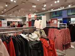 -H&M(鹏欣水游城店)