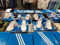 -阿迪达斯(飞洲国际精品优惠店)