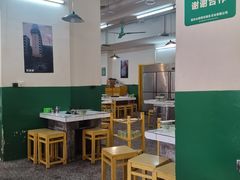 大堂-石灰市老火锅(北滨路店)