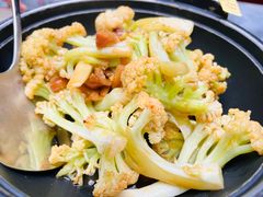 -蔼若春.传承三十年云南菜(金碧公园店)