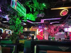 -路边边.炒菜烧烤.音乐餐厅(良乡长虹店)