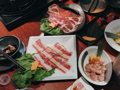 -山之屋炭火烧肉·生啤畅饮(大朗万科中央公园店)