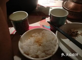 时隔一年，再次回到这家蛙小侠，居然还是坐着一样的位置