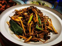 -巴特餐饮6加1音乐餐吧·新疆菜