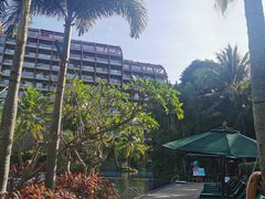 -三亚湾海居铂尔曼度假酒店