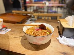 -麻婆婆白家肥肠粉(海岸城店)