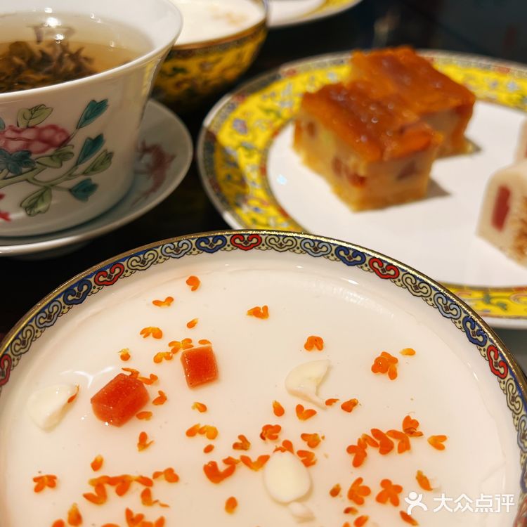 来一顿宫廷茶点，老北京富华斋的白皮起酥真不错