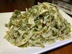 茴香苗拌煎饼-临潼印象·特色陕菜