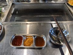-马路牙子烧烤音乐酒馆(望京店)