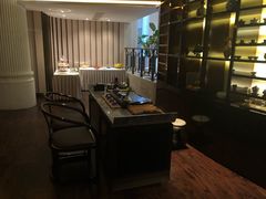 -浅深(世茂滨江精品店)