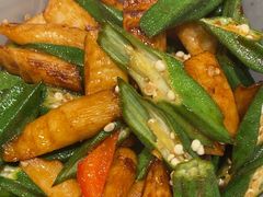 -靠山屯东北农家菜(八龙桥雅苑店)