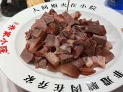 -乔家小院•非遗驴肉•本地小海鲜(滨河路店)