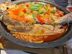 -鸣记脆皮烤鱼·海鲜烤鱼(三八广场店)