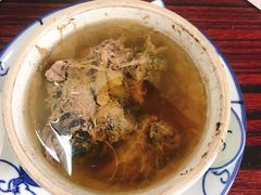 花旗参炖竹丝鸡-達揚原味燉品(文明路店)