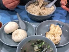 -天天锅贴王(迎凤街店)