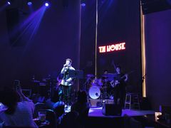 -TZ House音乐现场(来福士中心店)