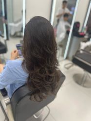 -乾健·烫染·接发SALON