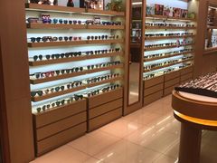 -茂昌眼镜(南京东路店)