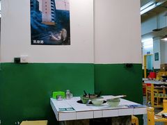 大堂-石灰市老火锅(北滨路店)