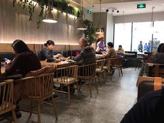 大堂-必胜客(百联又一城店)