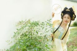 -一揽芳华汉服旗袍体验馆(拙政园店)