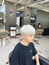 -藤野造型烫发染发