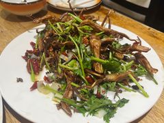-超越海鲜屋(飞龙物业店)