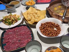 -牛村来人潮汕牛肉火锅(西单店)