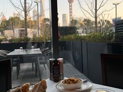 靠窗位-Wolfgang’s Steakhouse 沃夫冈牛排馆(上海白玉兰广场店)
