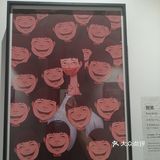 悲伤和假笑写实！