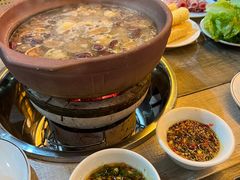 -东记炭炉·海鲜鸡煲(龙华店)