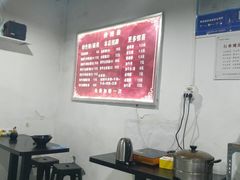 -花溪巷牛肉粉(泉城路店)