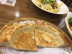 馕饼-清真·玛丽亚新疆菜主题餐厅(浙江中路店)