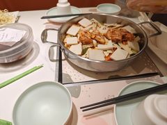 -黄记煌三汁焖锅(新佳丽江汉路店)