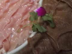 -红九格老火锅(三峡广场店)