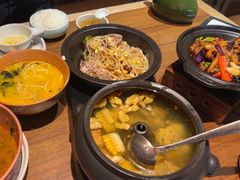 -云海肴·汽锅鸡·云南菜(天山百盛优客店)