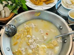 -老来福·非遗酸汤兔(凯旋路店)
